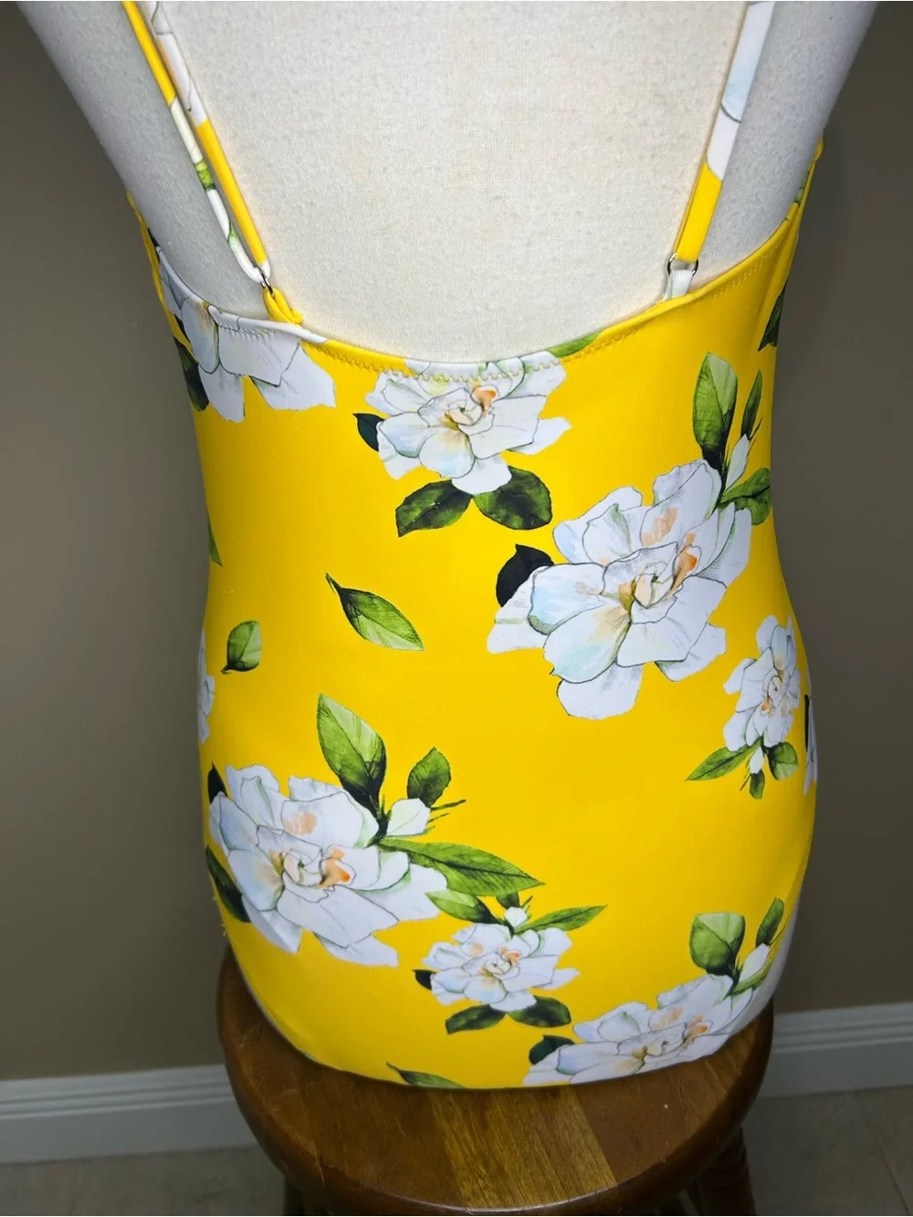 Cupshe Yellow Floral Lace-Up One-Piece Swimsuit with White Accents